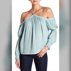 🌈1. State Off Shoulder Top size Small